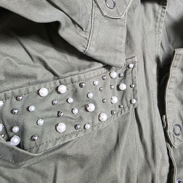 Trt 카키 야상 자켓 진주 비즈