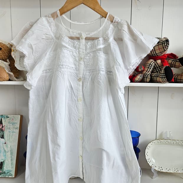 JILL STUART 화이트 레이스 블라우스