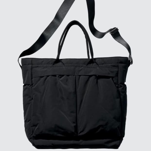 [새상품] 유니클로 C 2way 유틸리티 백 블랙 헬멧백