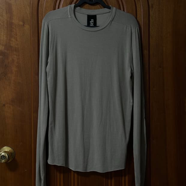 톰크롬 데드엔드 스티치 핑거홀 롱 슬리브