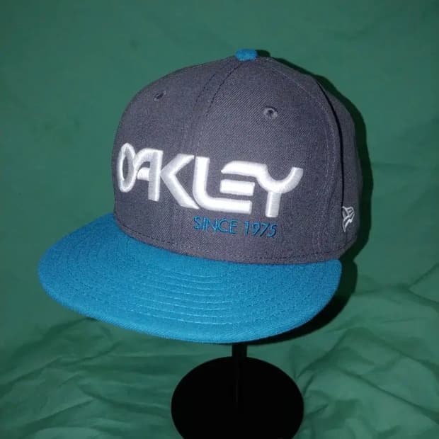 뉴에라 OAKLEY 오클리 스냅백 블루그레이 캡모자 판매