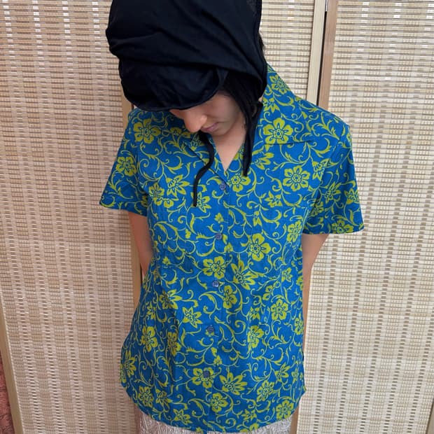 floral shirt