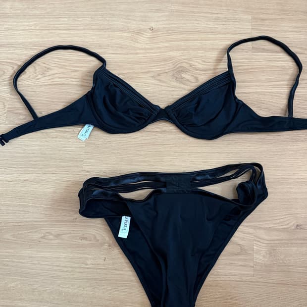 라펠라 블랙 비키니 수영복 66