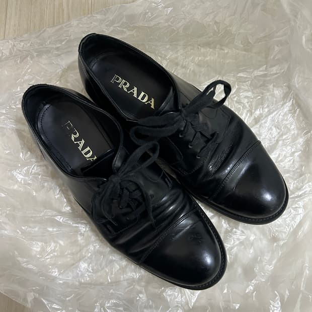 프라다 더비슈즈