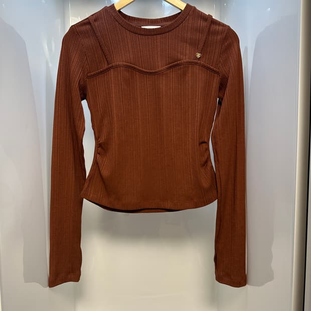 잇미샤 뷔스티에 티셔츠 브라운 