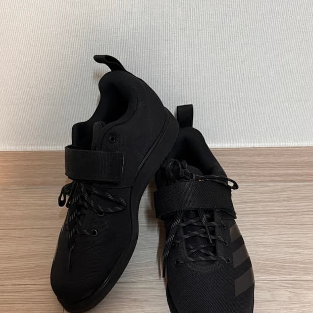 아디다스 파워리프트4 신발