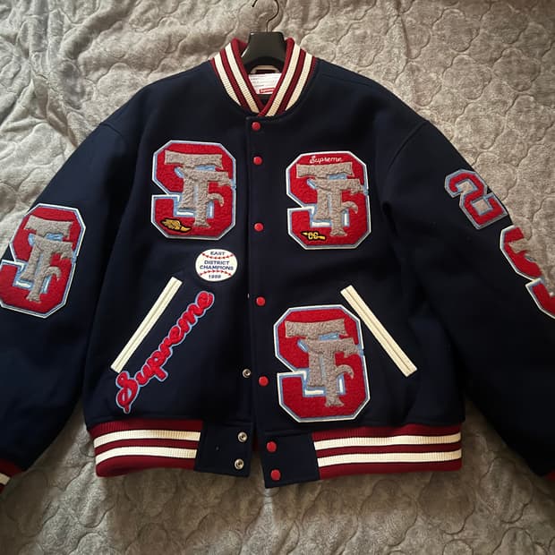 슈프림 드릴팀 바시티 자켓 xl사이즈 판매합니다