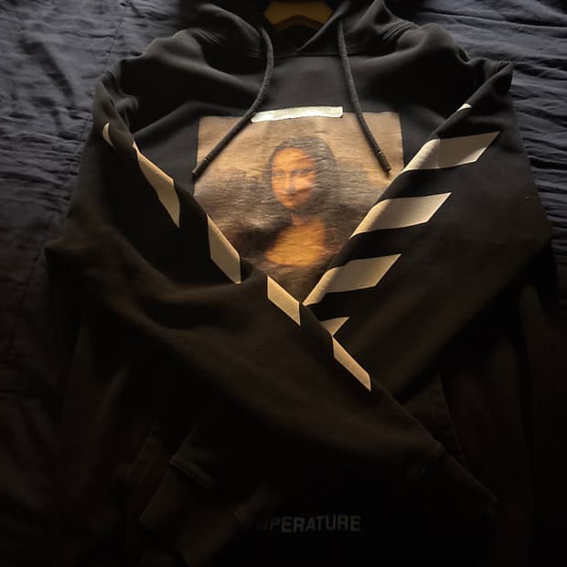 오프화이트 후드티