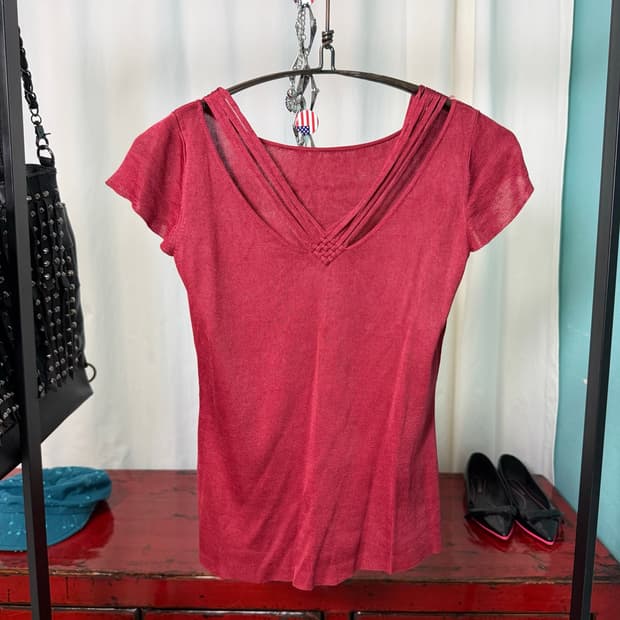 100% Silk Butgundy Strappy V-Neck Tee