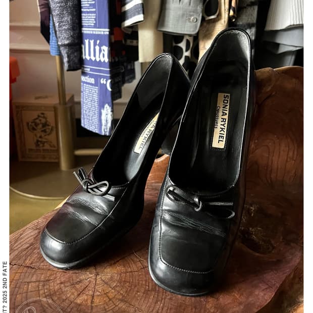 1990s SONIA RYKIEL Old Square Toe Pumps 