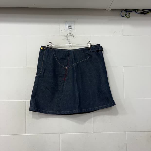 리바이스 엔지니어드 미니스커트