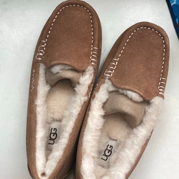 어그 UGG 실키 스웨이드 여성 앤슬리 로퍼
