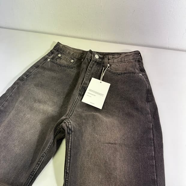 택달린새것 M 트릴리온 블랙워시드 일자핏 데님팬츠 청바지