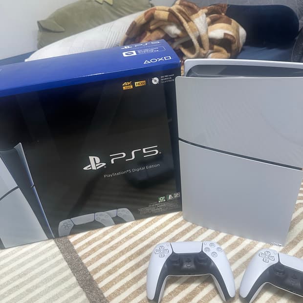소니 PS5 슬림 디지털 에디션 팝니다
