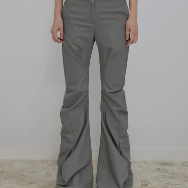 플레어업 Asymmetrical Drape Pants 