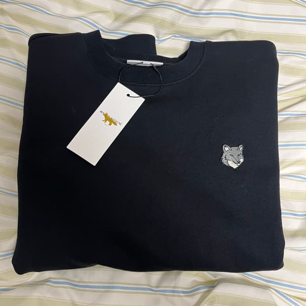 메종키츠네 맨투맨 새상품