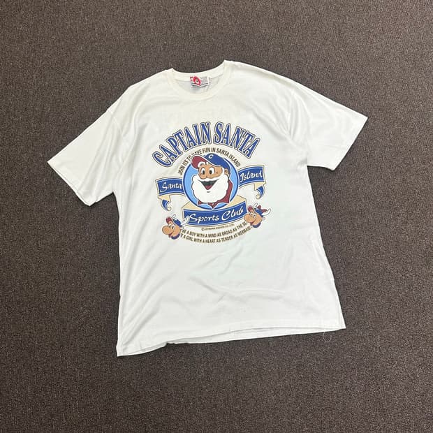 L)캡틴 산타 빈티지 빅프린팅 화이트 반팔