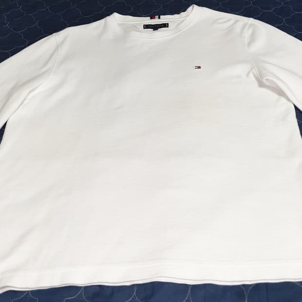 타미힐피거 스몰로고 코튼100% 긴팔티 화이트 (L)