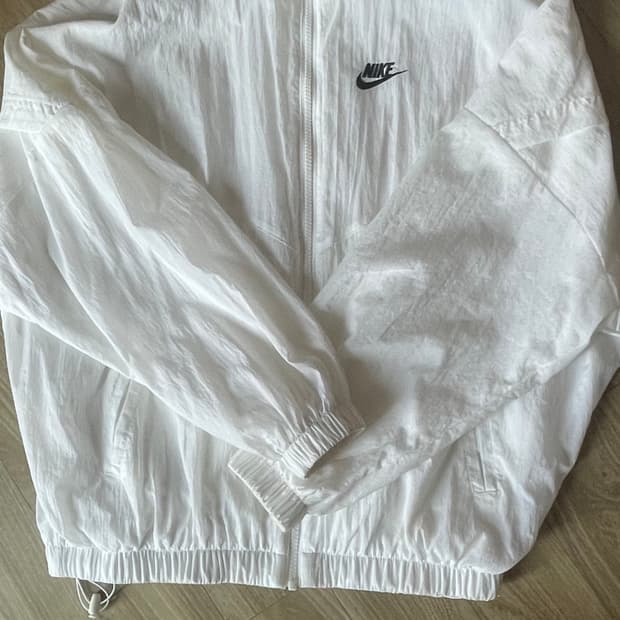 Nike Essential Windrunner Jacket