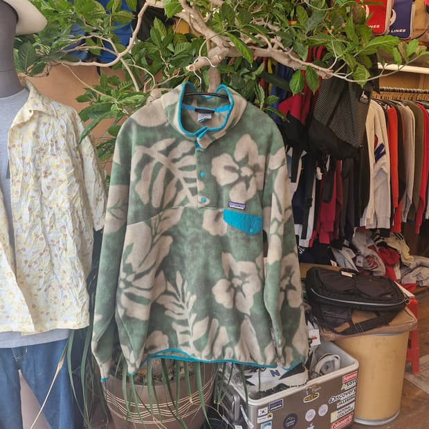 Z-541 파타고니아 신칠라 하와이언 플라워 