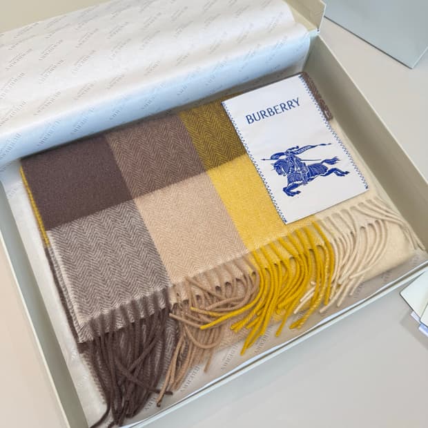 버버리숙녀 리버서블 스카프100% 램스울