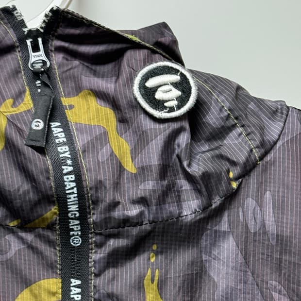 베이프 바람막이 L