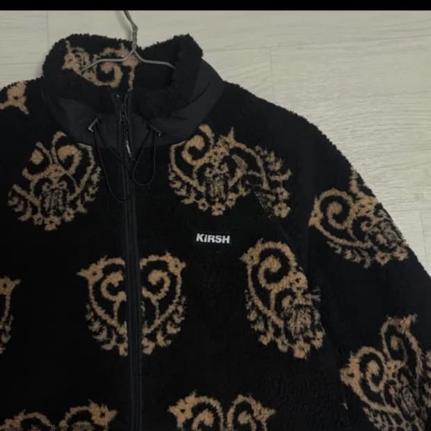 키르시 패턴 후리스 플리스 점퍼