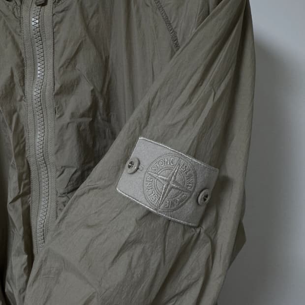 스톤아일랜드 21ss 고스트피스 리버시블 바람막이