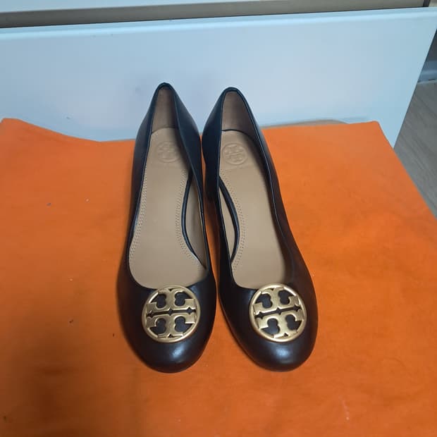 토리버치 펌프스 여성구두 6사이즈(상태상급)