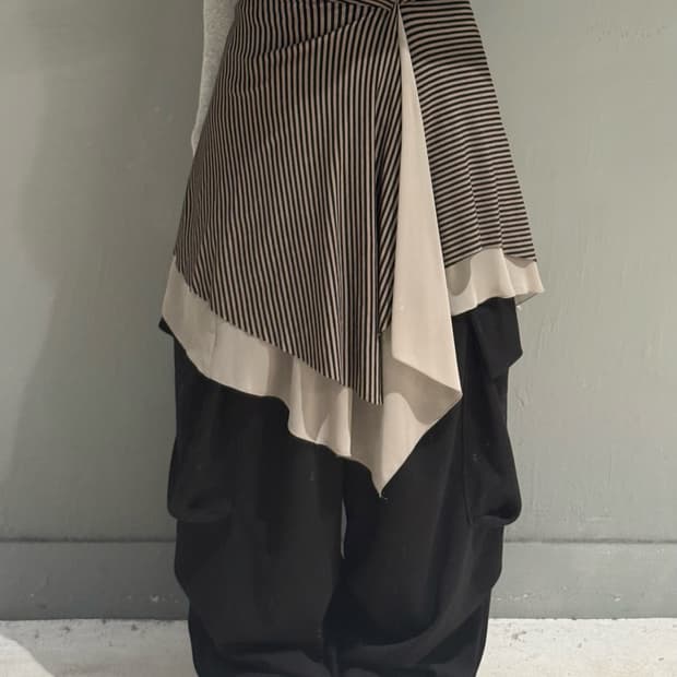 unbalance layered detail skirt