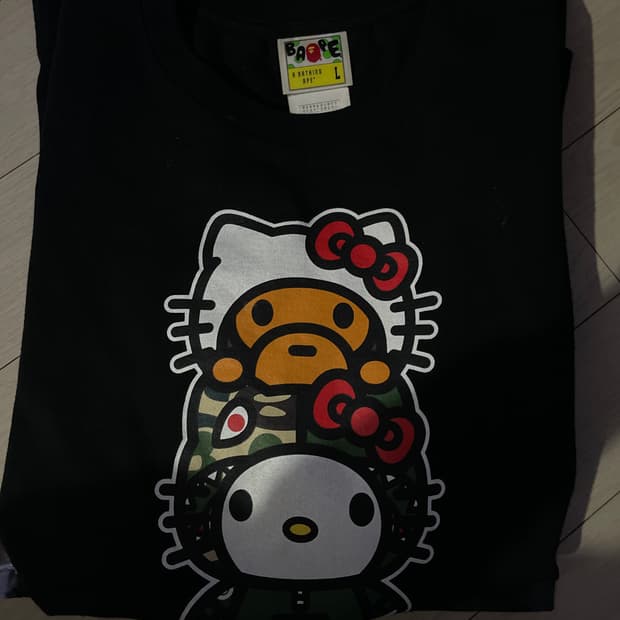베이프x헬로키티 베이비마일로 블랙 티셔츠 L 국내판