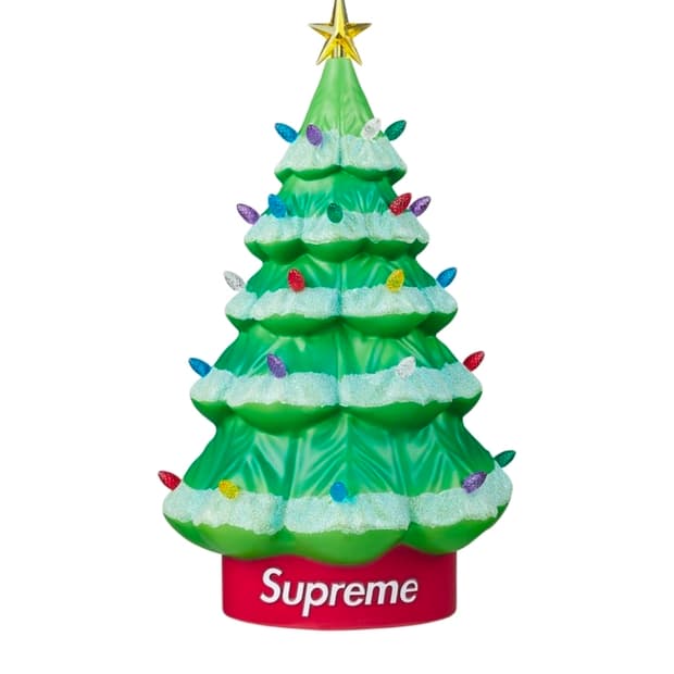 슈프림 크리스마스 트리 