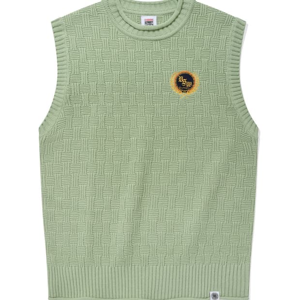 비전스트릿웨어 VSW Emblem Knit Vest 니트 베스트