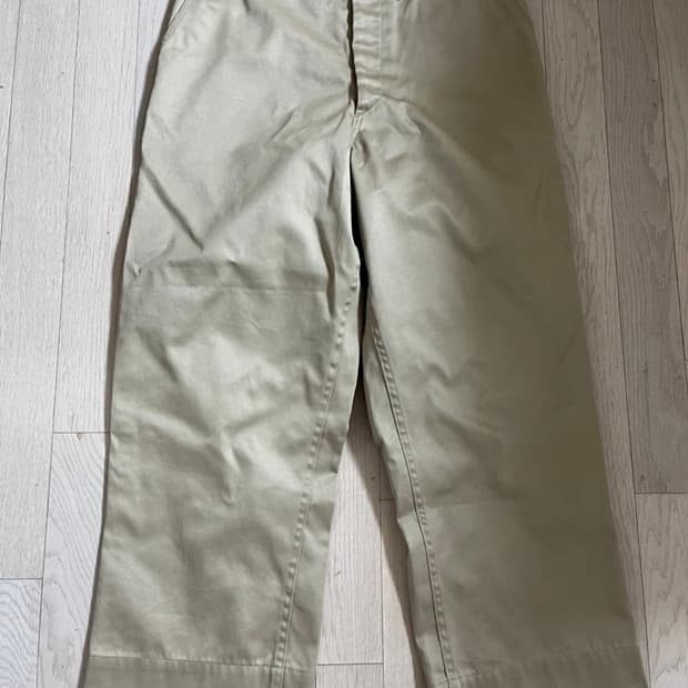 A.PRESSE 아프레쎄 치노팬츠 32