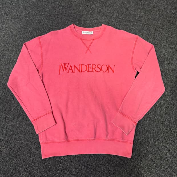 JW앤더슨 로고 맨투맨 