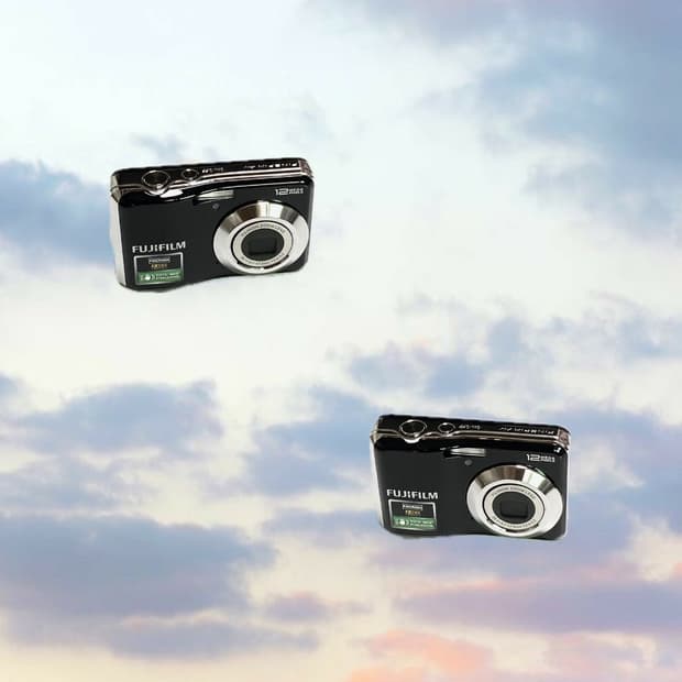 새상품&풀박스!) FujiFilm AV110 디카
