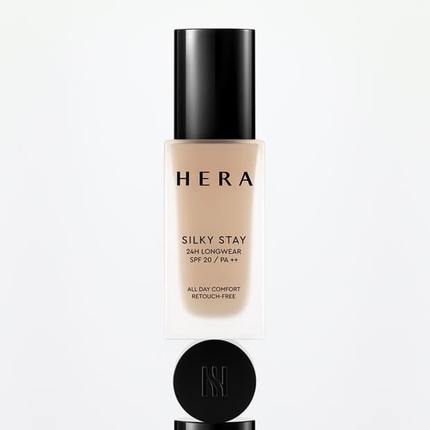 헤라 실키 스테이 파운데이션 19N1 라이트바닐라 24H 롱웨어 파데