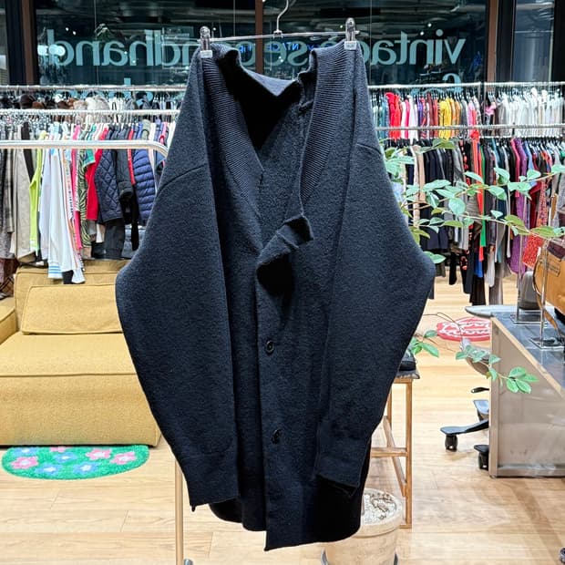 키미노리 모리시타 블랙 울 가디건