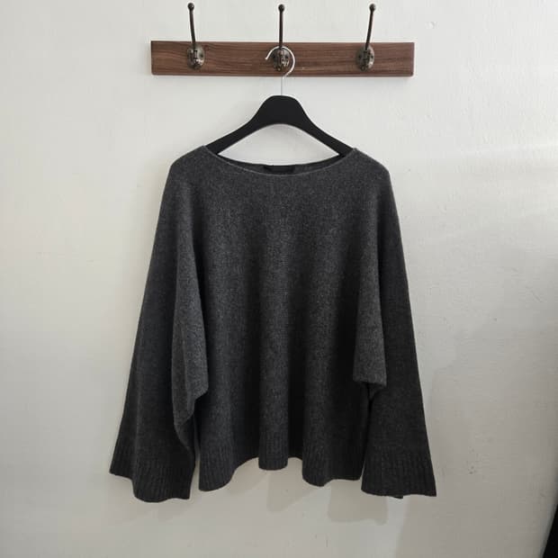 더로우 캐시미어100 니트