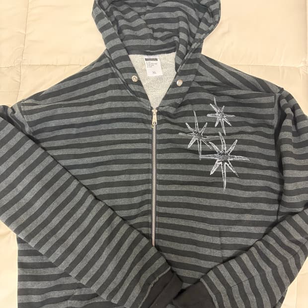 언타이틀서울 스트라이프 후드집업 XL