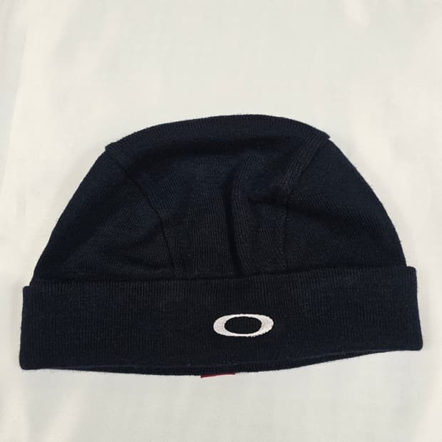 오클리와치캡비니