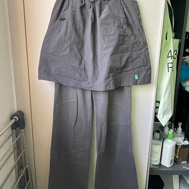 Nocontent 노컨텐츠 레이어드 스커트팬츠 (치마바지)