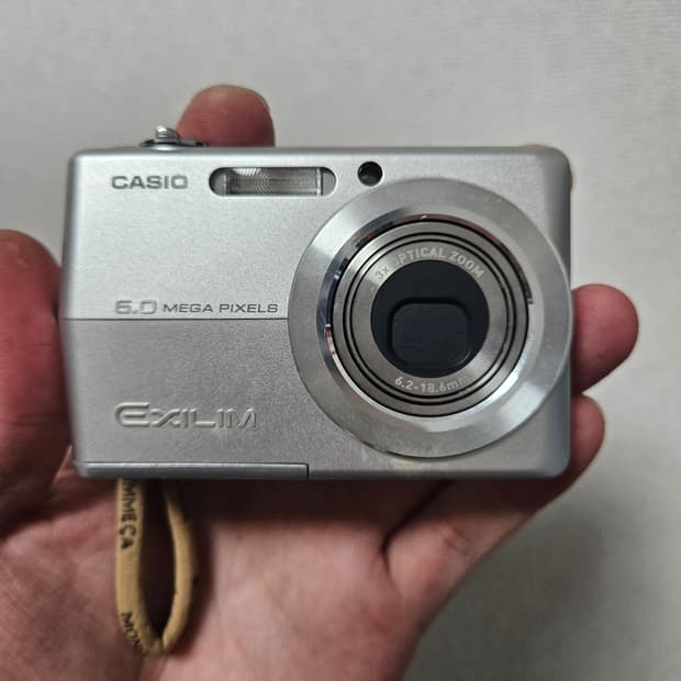 카시오 엑슬림 EX-Z600 빈티지 디카 디지털카메라