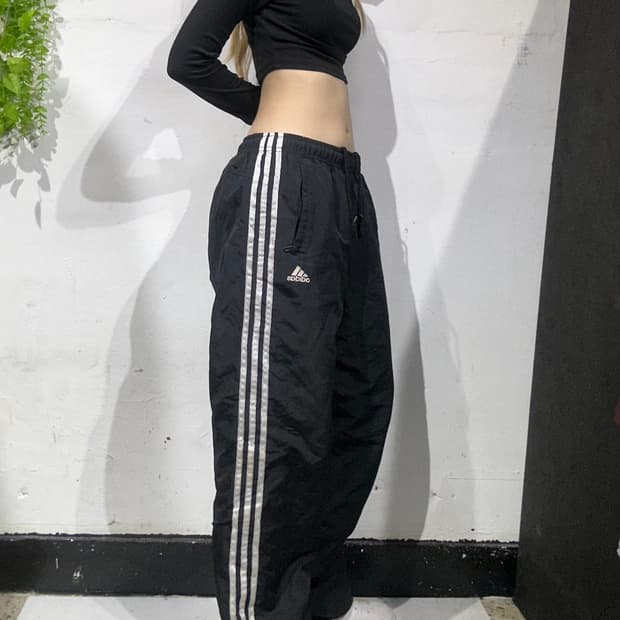 00s 아디다스 블랙 화이트 삼선 스몰 로고 와이드 트랙 팬츠 95