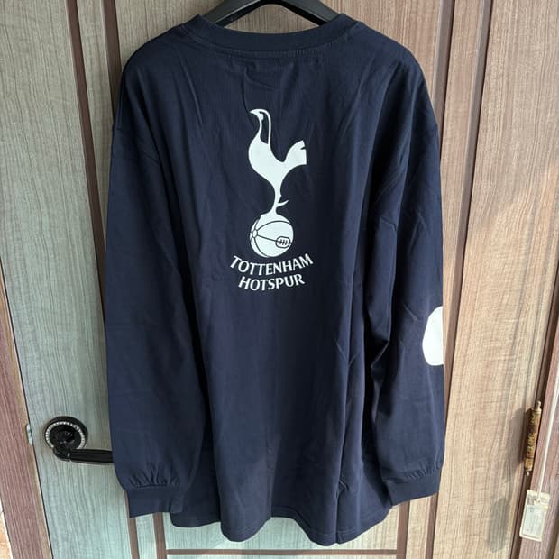 새상품(L)오버더피치 x 토트넘 훗스퍼 롱슬리브 긴팔티셔츠 화이트