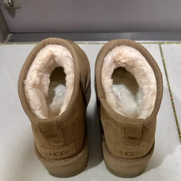 UGG 어그 클래식 울트라 미니 플랫폼 부츠 240 US7