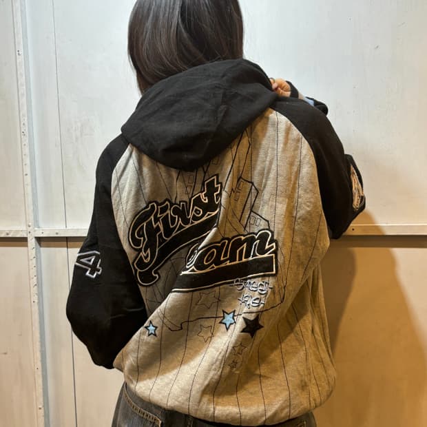 90s Vintage Hooded Varsity Jacke