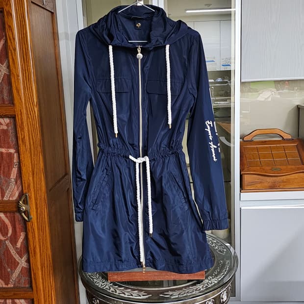 95)정품/여성 엠포리오 아르마니 네이비 후드 바람막이 자켓