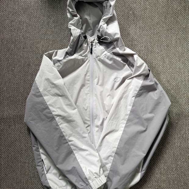 플리마켓🔥 낫온리포투데이 바람막이 윈드브레이커