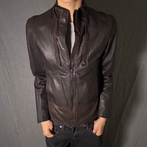 우영미 슬림핏 염소가죽 자켓